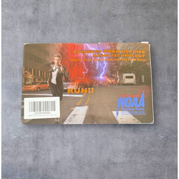 Solar Crank CR1009 NOAA Emergency Weather Alert Radio W/ AM/FM/SW Broadcast - Picture 2 of 8